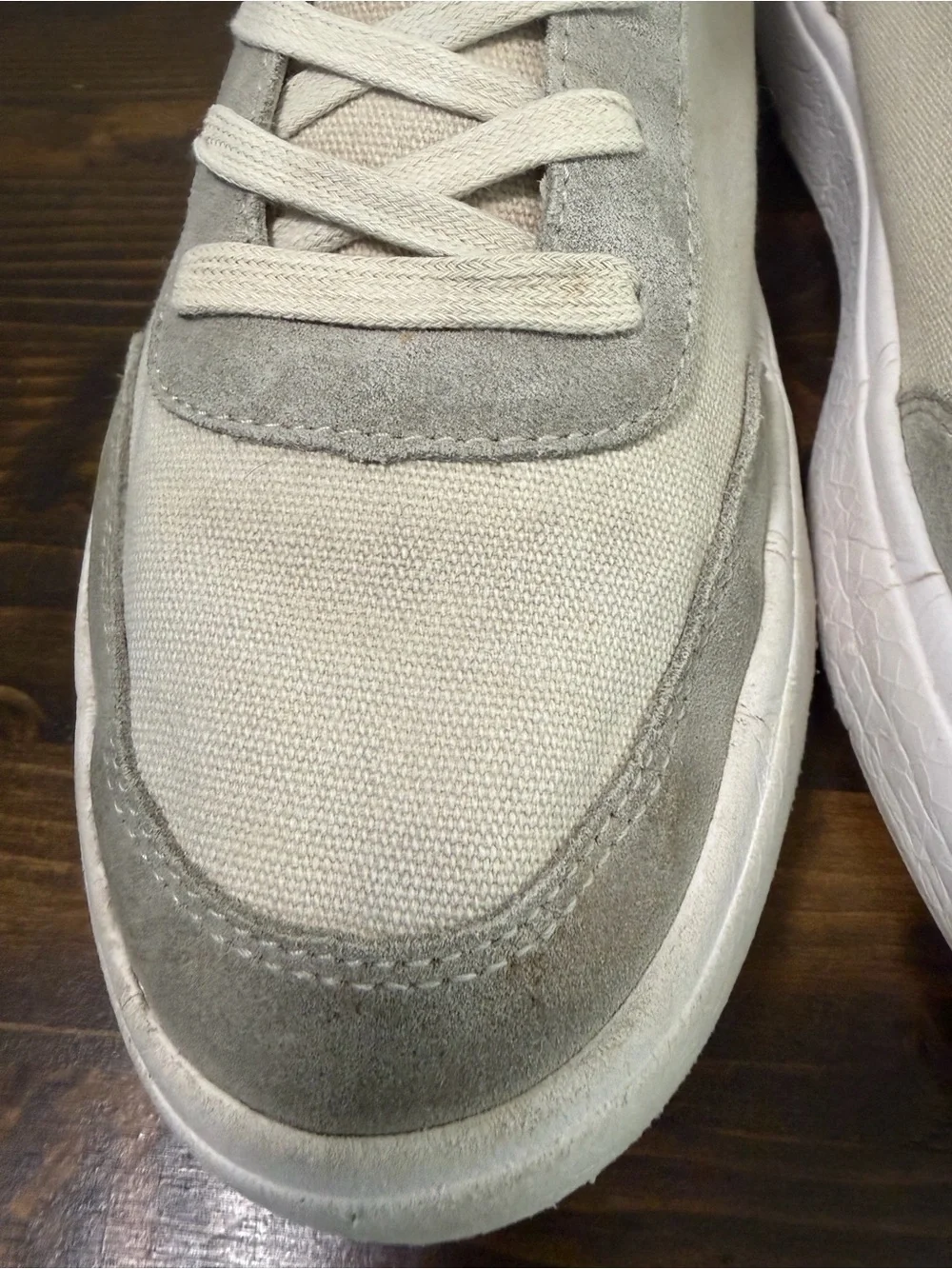 Kizik Prague Men's Casual Lace-Up Sneakers in Cream and a Grey Cream Size 11.5W